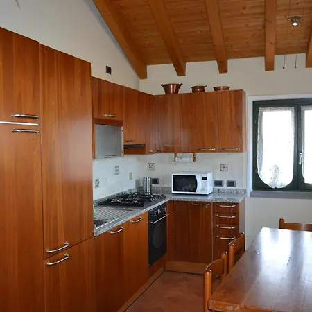 La Casa Di Primo إيزِيو